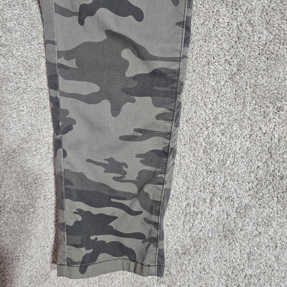 Sanctuary Gray Camouflage Military High-rise Trousers S - Picture 9 of 11
